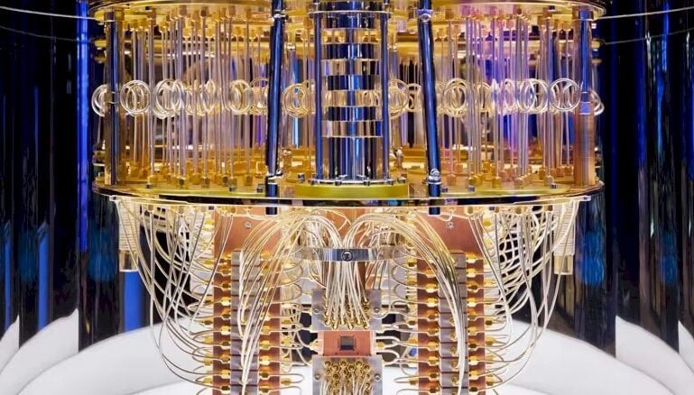 IBM이 2019년 개발한 상용 양자 컴퓨터 'IBM 퀀텀 시스템 원'의 모습./IBM