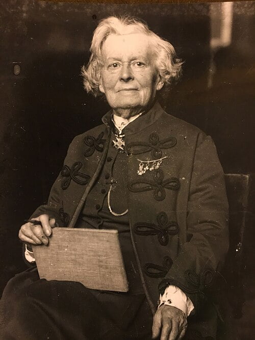 노년의 로자 보뇌르.