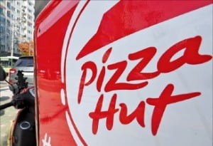 프랜차이즈 판 뒤흔들…'피자헛 소송' 15일 결론