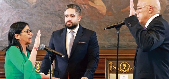 "부통령이 적임"…차기 권력까지 점찍어 놨던 CIA