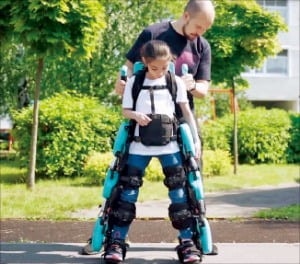 로봇이 환자·운동선수 재활 치료 돕는다