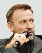 '삼성 디자인 수장' 포르치니 "기술, 사람 중심 설계해야"