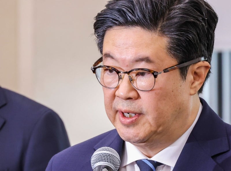 '홈플러스 사태' 김병주…검찰, 구속영장 청구