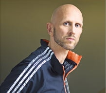 [이 아침의 안무가] 발레와 현대무용, 경계를 넘나들다