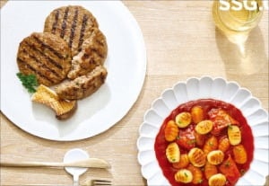 '흑백요리사2' 셰프 협업 음식 줄줄이 출시