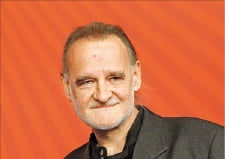 [이 아침의 영화감독] 느림의 미학 새긴 벨기에 영화 거장…벨러 터르