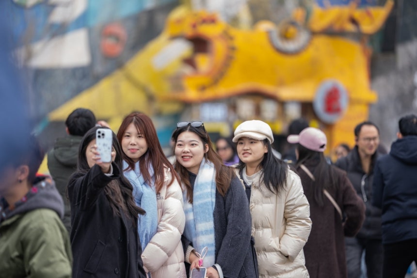 일본 여행은 이제 글렀다? 중국 관광객, 한국·동남아로 몰린다!