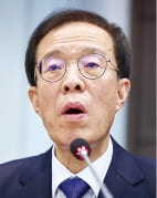 이석연 "2차특검 자제해야"…이혜훈엔 자진 사퇴 촉구