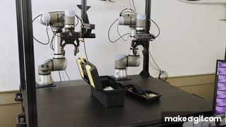 MS의 로보틱스 모델 '로-알파' 시연 데모.