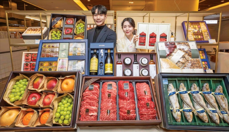 현대백화점, 프리미엄 한우 역대 최대 물량 확보…신품종 디저트 과일 대폭 늘렸다