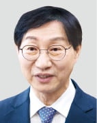 [단독] 김성주 "주식 리밸런싱 유예, 한시적 조치"