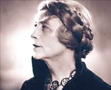 [이 아침의 피아니스트] 기교보다 악보 해석…학구적 피아니즘 대모