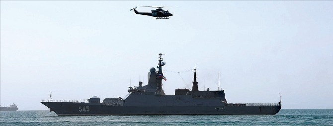 "美·이란 몇주내 전쟁 위험 90%"…전운 고조에 유가 급등