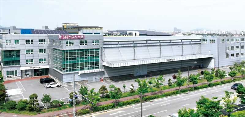 선익시스템, 고정밀 OLED 제조 기술 일본 독점 깼다…초고해상도 시장 주도권 확보