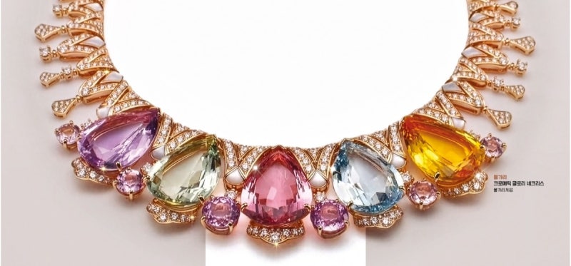 완벽한 무색 다이아몬드보다 강렬한 컬러 젬스톤에 꽂히다