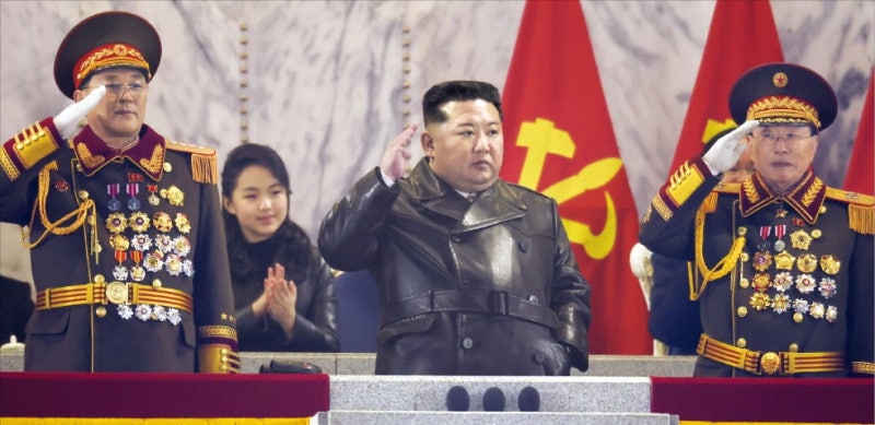 "韓 동족 배제, 美 대화 가능"…北, 노골적인 '통미봉남' 메시지