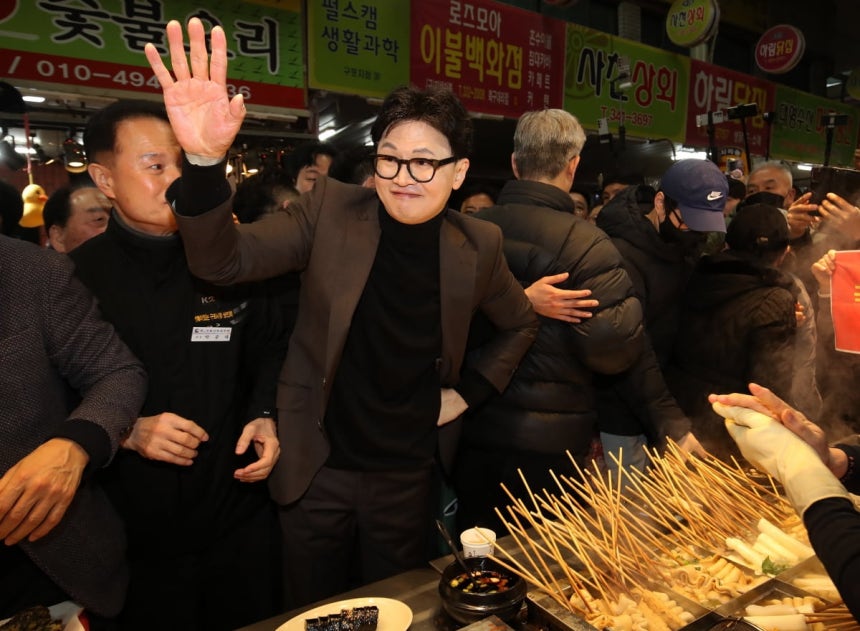 부산 찾은 한동훈 "尹 정권이었어도 코스피 6000 갔을 것"