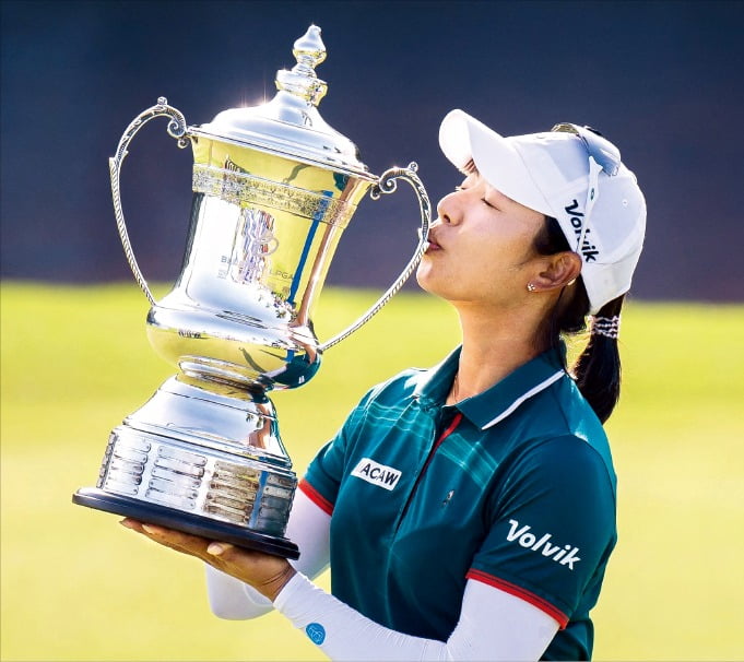 "나를 믿었다"…이미향, 9년 인고 끝에 LPGA 우승