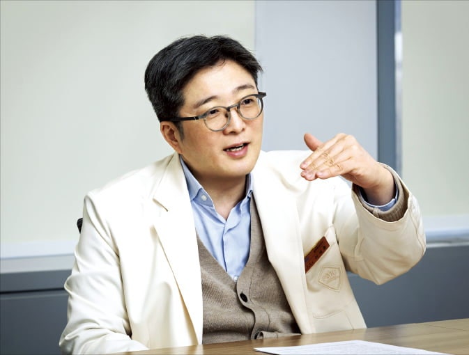 이세훈 교수 "소세포 폐암 치료 20년 만에 신약…면역항암제로 완치 가능해져"