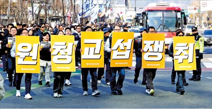 "노란봉투법 1호 피하자"…노조 공세에 몸사리는 기업