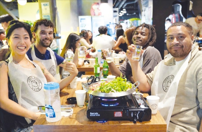 호주에 뜬 진로 포차