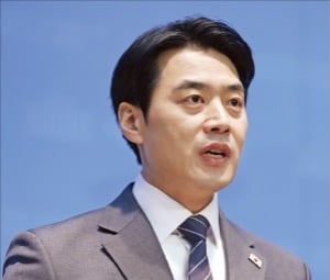 김어준 연일 때리는 한준호…친명 '최전방 공격수' 부상