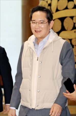 이재용, 유럽서 '배터리 세일즈'