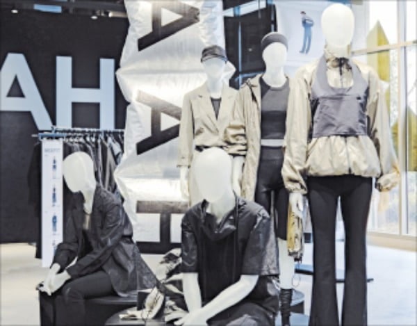 "옷 산다면서 거길 왜 가요?"…불황에 눈 돌렸더니 '대박'