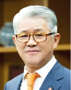 SK네트웍스 최신원, 명예 회장으로 복귀