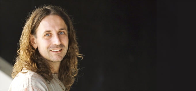 "사진 한장 못 남겨요…오로지 관계만 맺고 가는 전시예요"