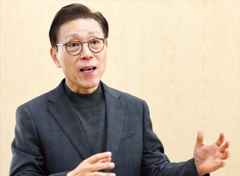 김태유 "전기국가는 에너지 전환 종착지…전력구조 개편이 첫 단추"