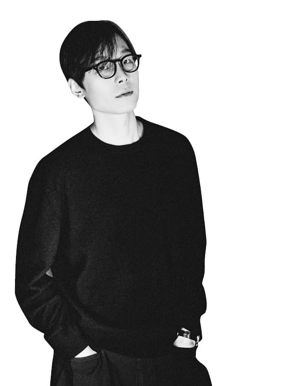 RM은 '영웅' 지민은 '시인'…전세계 홀린 한국 디자이너