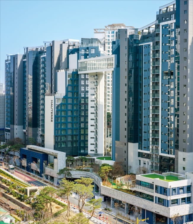 서초 '오티에르 반포' 7월 집들이