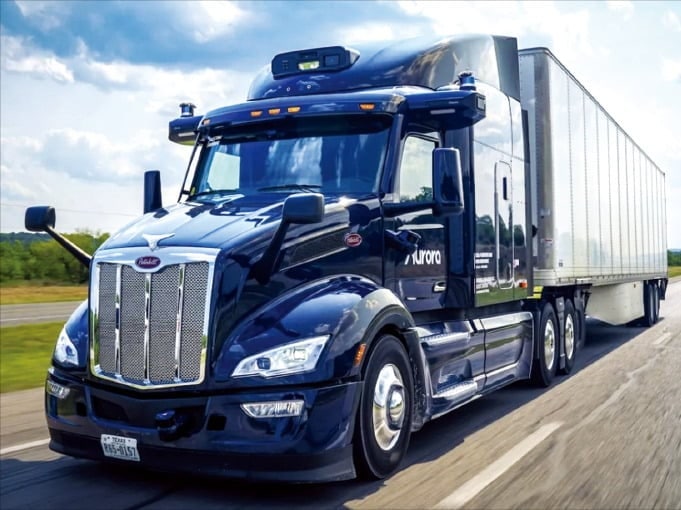 [단독] 쿠팡, 로켓배송 이은 승부수…물류 자율주행 실험