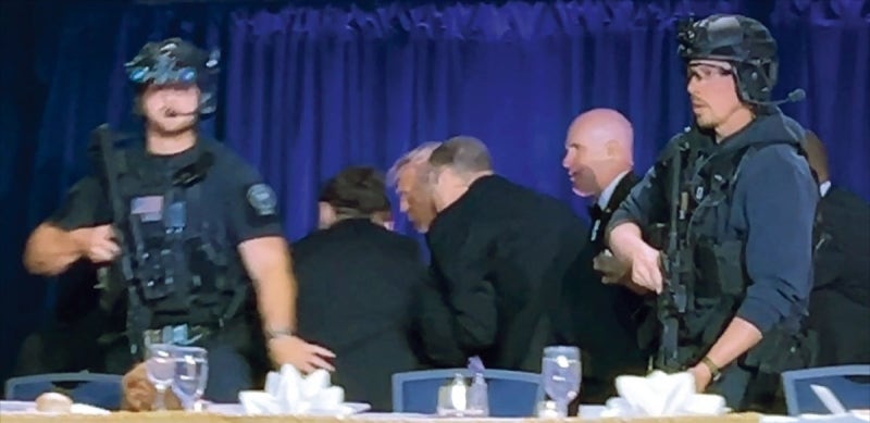 백악관 출입기자 만찬장서 총격…트럼프 "이란과 무관"