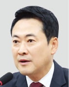張 '2선 후퇴론' 일축…주말 부산·대구 간다