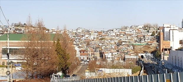 재개발 사업 막히자…'해결사' 모셔오는 조합