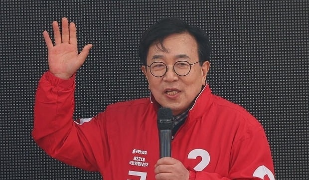 '5선 의원' 서병수, 국힘 탈당…한동훈 명예선대위원장으로