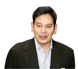 '스타벅스 탱크 데이' 논란에…정용진 "변명 여지 없는 잘못"