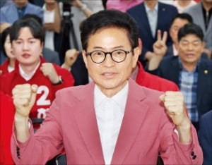 이철우, 국힘 후보 유일한 대승