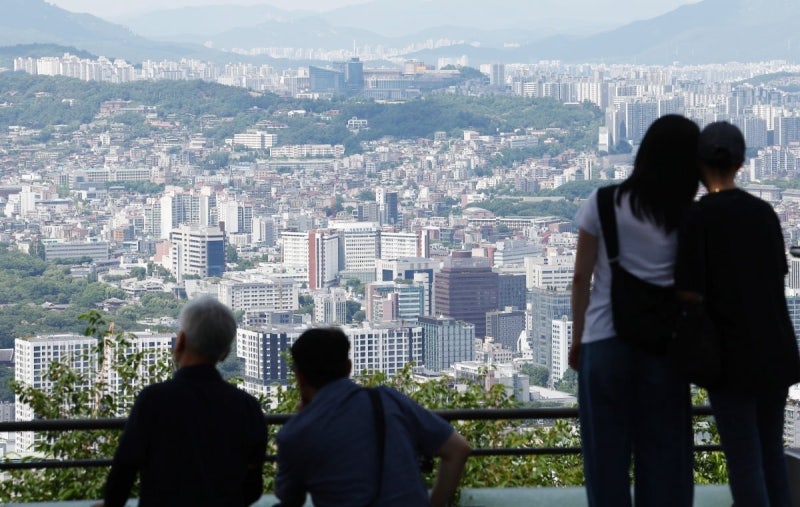 "한국 보유세 낮다" 李 대통령 발언에…부동산 시장 '술렁' [돈앤톡]