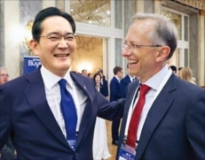 "伊, 삼성에 특별…첨단분야 협력"