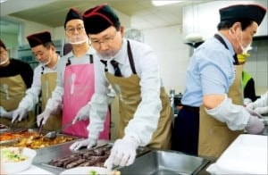 NH농협은행, 보훈가족에 쌀 1t 후원