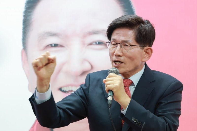"팔 줄 몰라서" 수익 100배…김문수, 하이닉스 '잭팟'