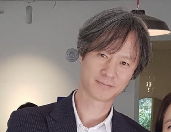 조진웅 과거는 옹호하더니…류근 "배재고 학생들 혼내야"