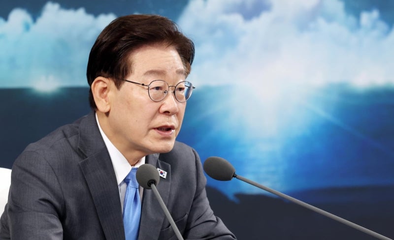 李대통령 "영남권을 대한민국 첨단산업 초격차 선도 지역으로"