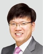 "5·18 성역됐다" 이병태에 靑 "부적절" 엄중 경고