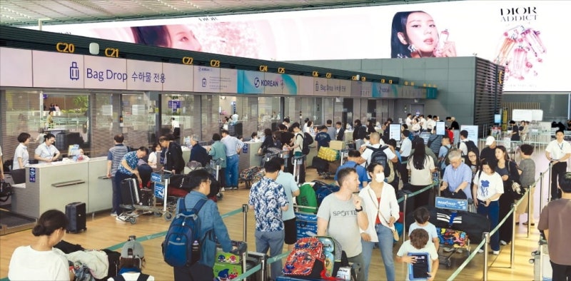 인천공항 이용객 10억명…세계서 가장 빨랐다