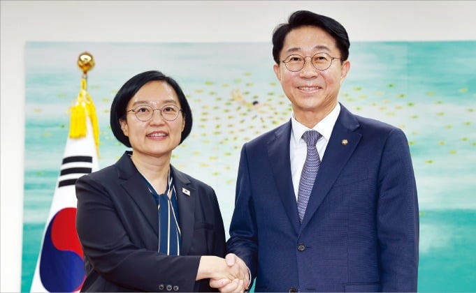 [포토] 국회 찾은 韓총리