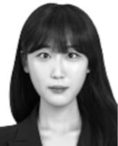 [취재수첩] 관가 흔드는 고무줄 재취업 심사